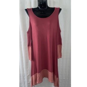 NEW WITH TAGS Blush Dress, Size Medium